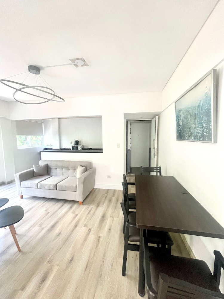 Golf Tower Suites Apartments 37/64