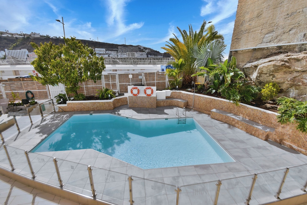 Calypso Oasis Apartments 36/65