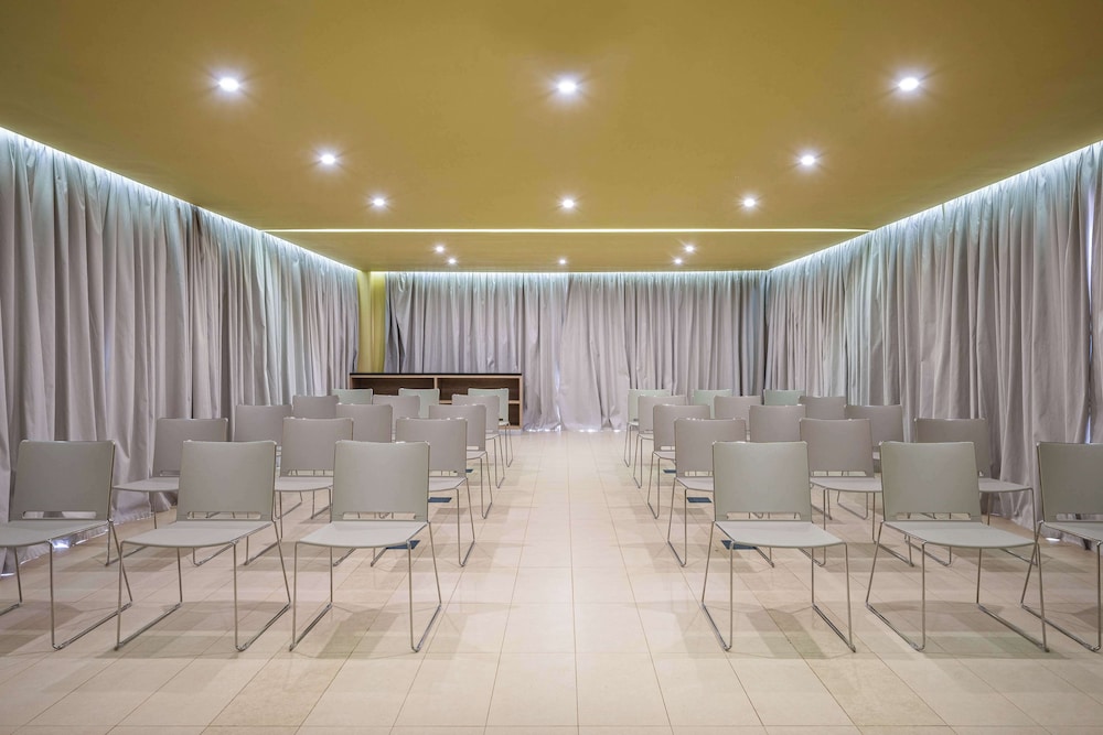 Radisson Blu Resort Taghazout Bay Surf Village 38/50