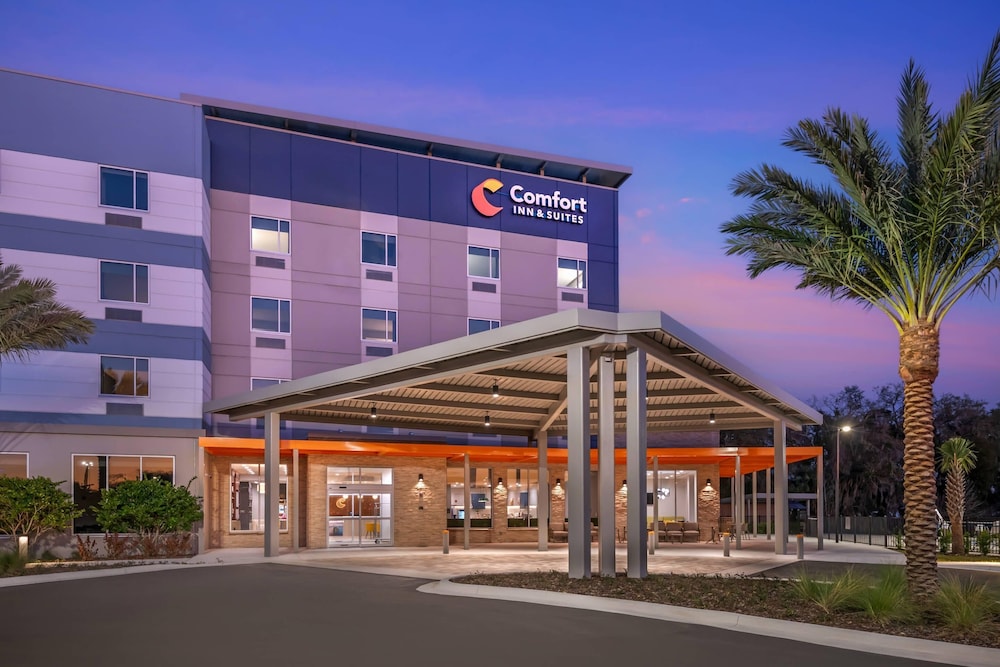 Comfort Inn & Suites Orlando Sanford Airport 7/54