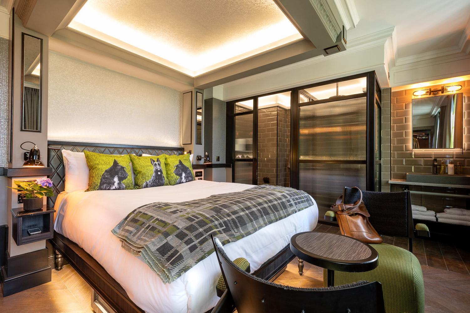 Tiny, King Bed