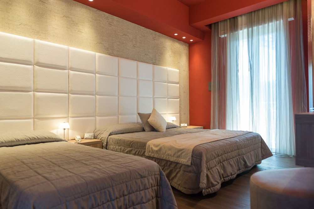 ROOM, DOUBLE BED, WITH EXTRA BED