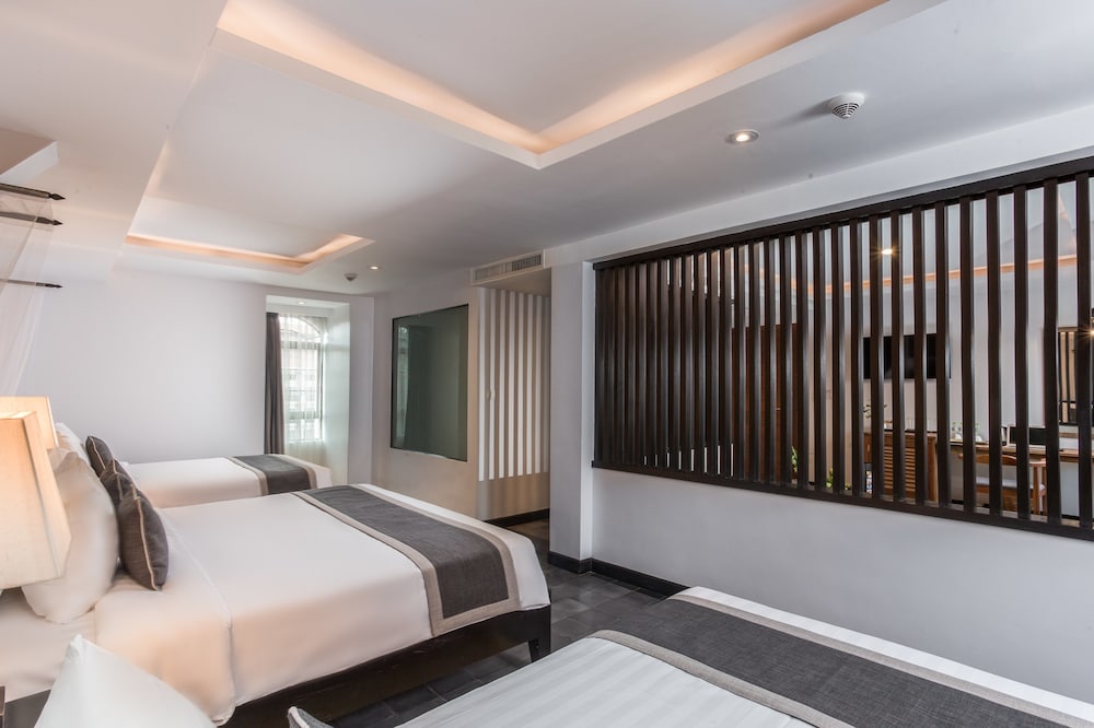THE GRAND CYCLO BOUTIQUE SUITE SPA 17/34