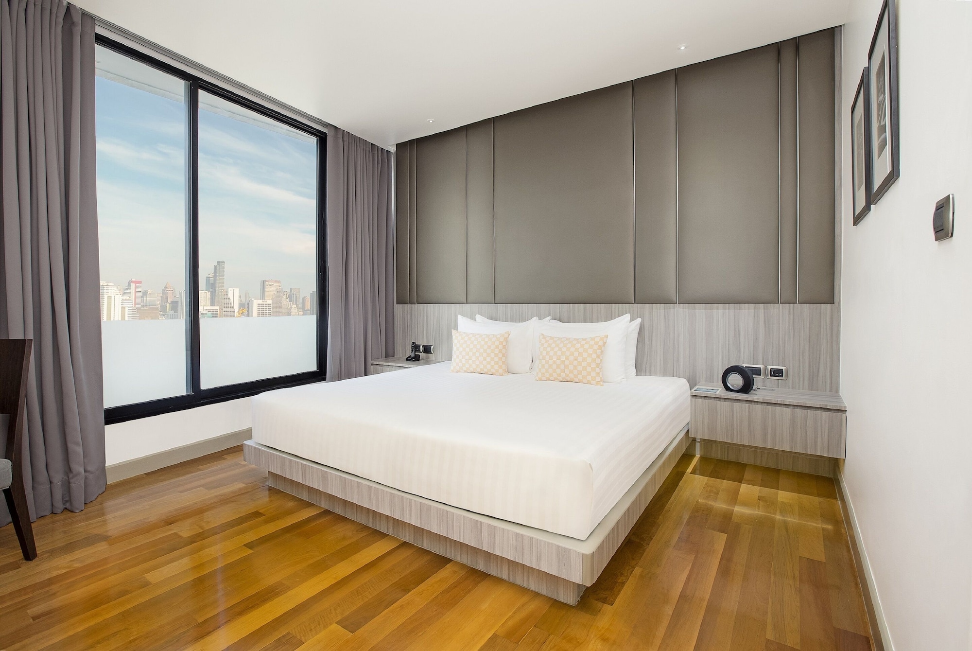 ONE BEDROOM EXECUTIVE
