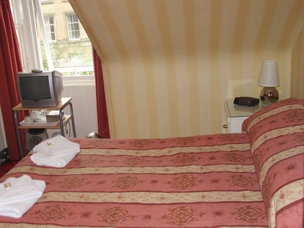 menzies guest house