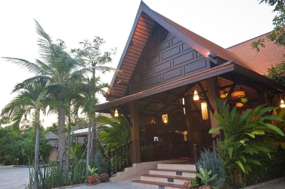 Inrawadee Resort 7/68