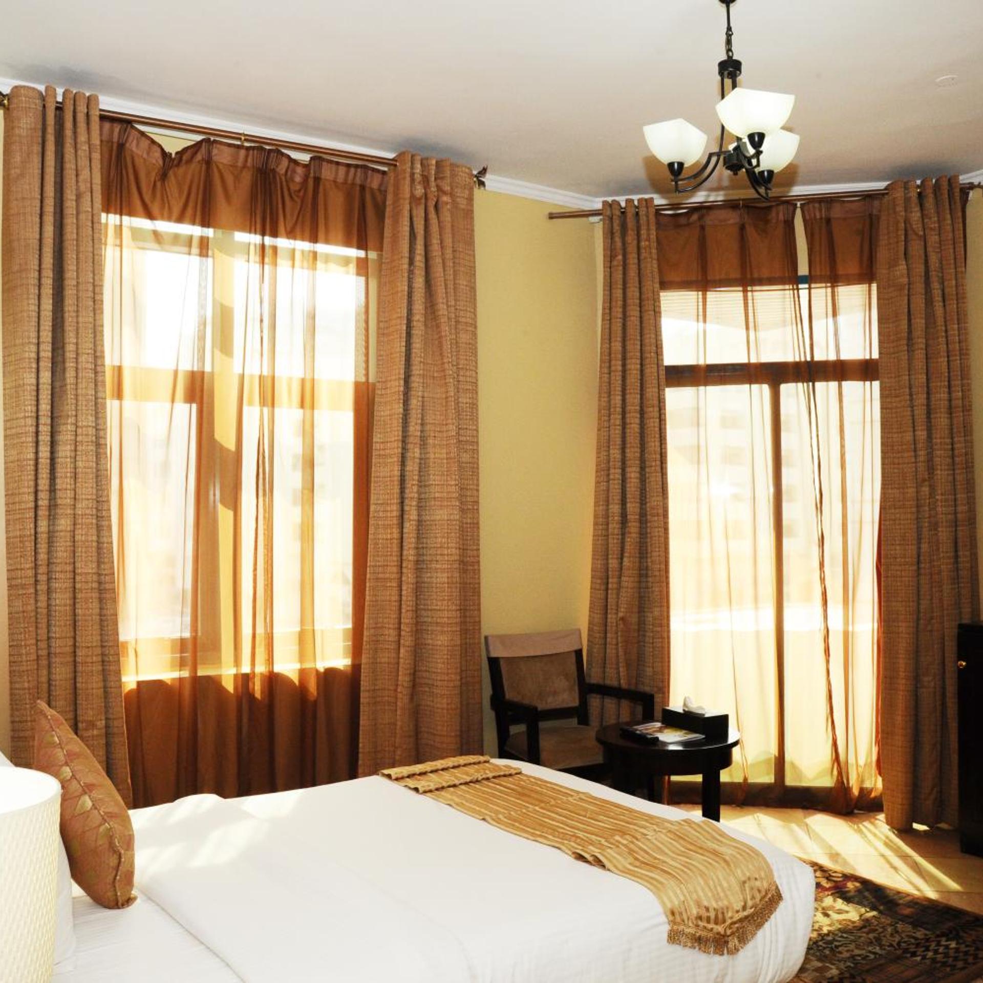 Al Jazeera Royal Hotel 13/50