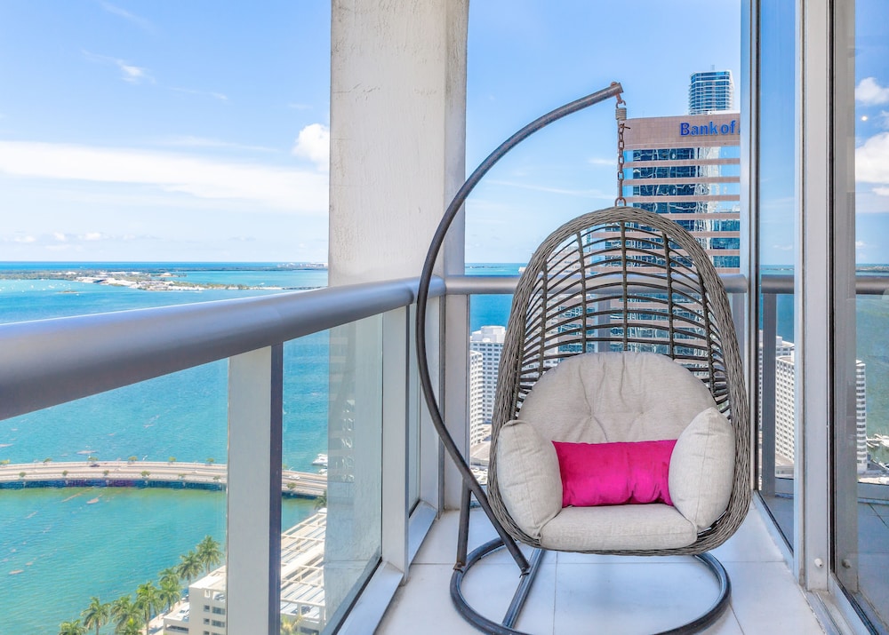 Brickell by Miami Vacation Rentals 38/42