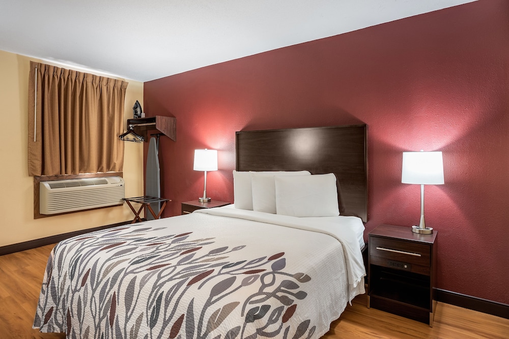Red Roof Inn Des Moines 17/33