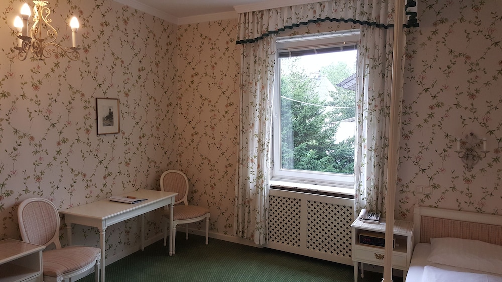 Hohenstauffen 23/33