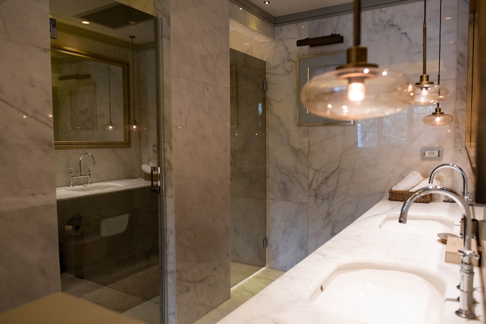Yacht Classic Hotel - Boutique Class 86/88