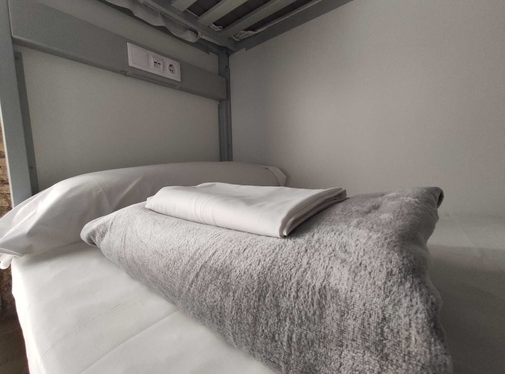 Black Swan Hostel Sevilla 30/62