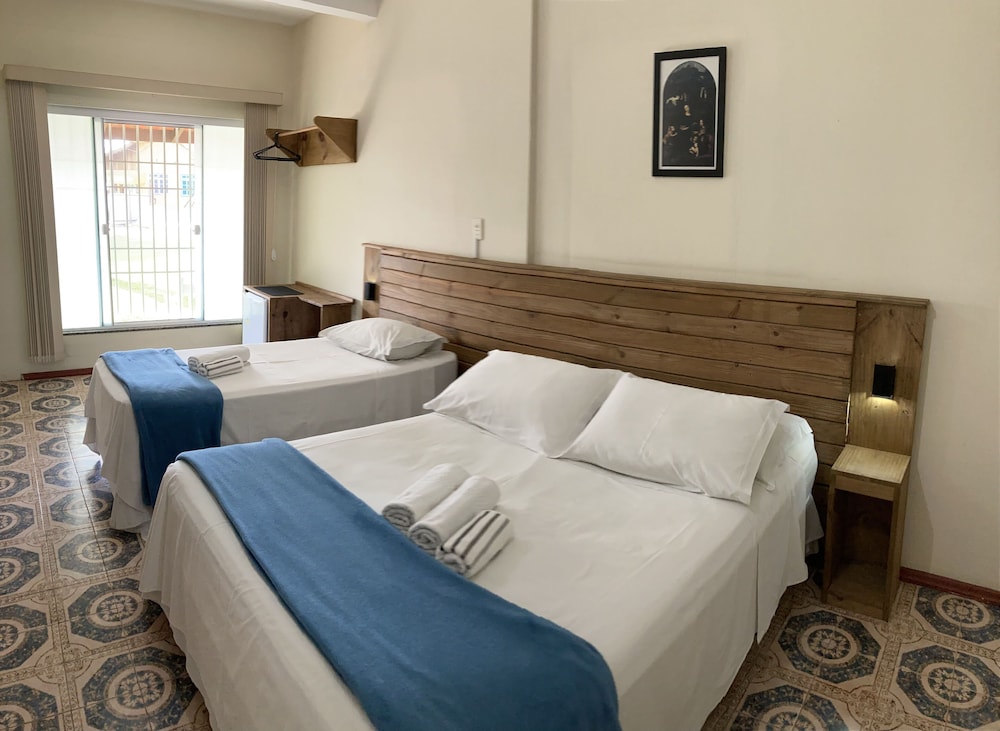 Hotel Balneario Itapocoroi 25/63