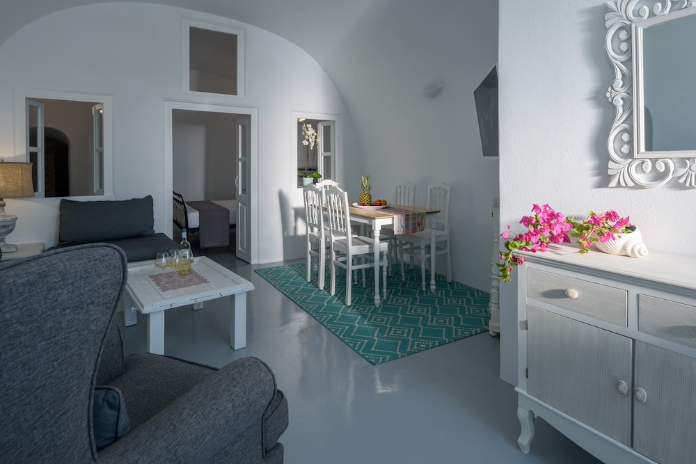 Pegasus Villa 24/50