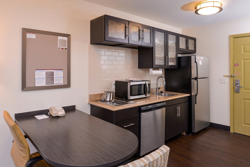 Candlewood Suites Paducah 58/65