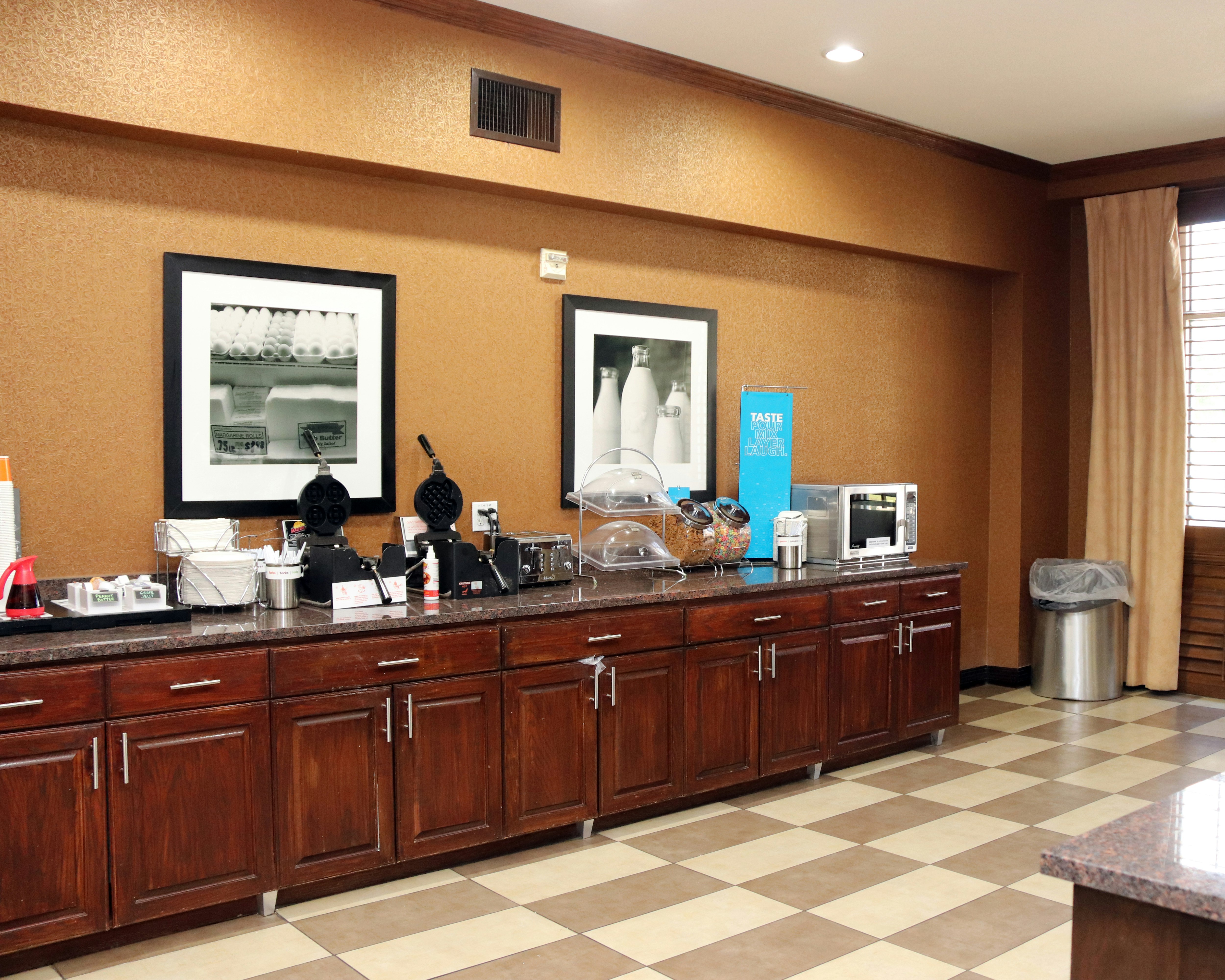Hampton Inn And Suites Stephenville 6/40