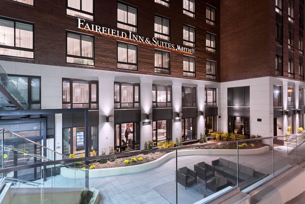Fairfield Inn and Suites New York Manhattan Central Park 1/44