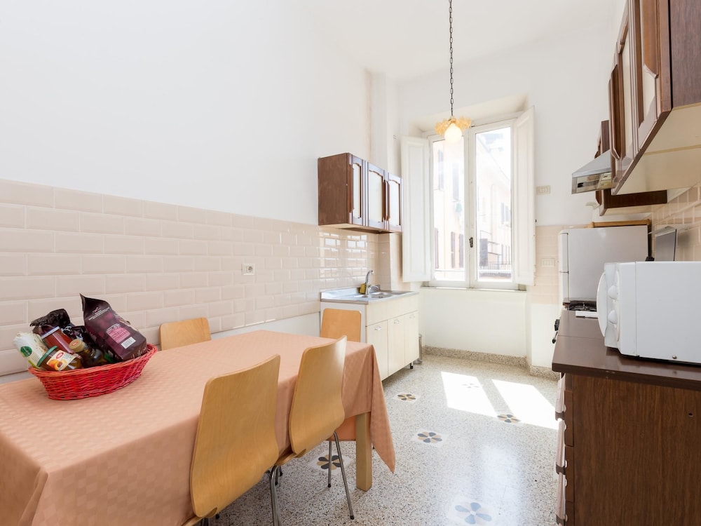 RSH Vatican Comfortable Sunny Apartment 34/34