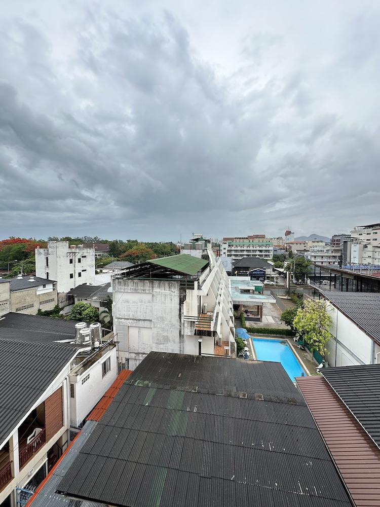 Thipurai City Hotel 77/79