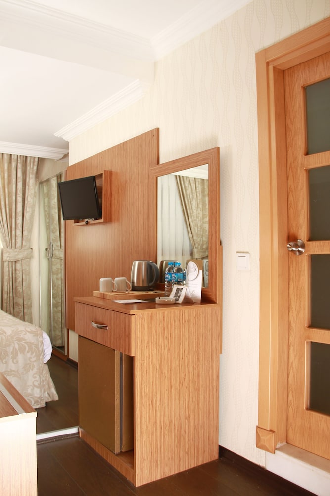 Kozan City Hotel 6/70