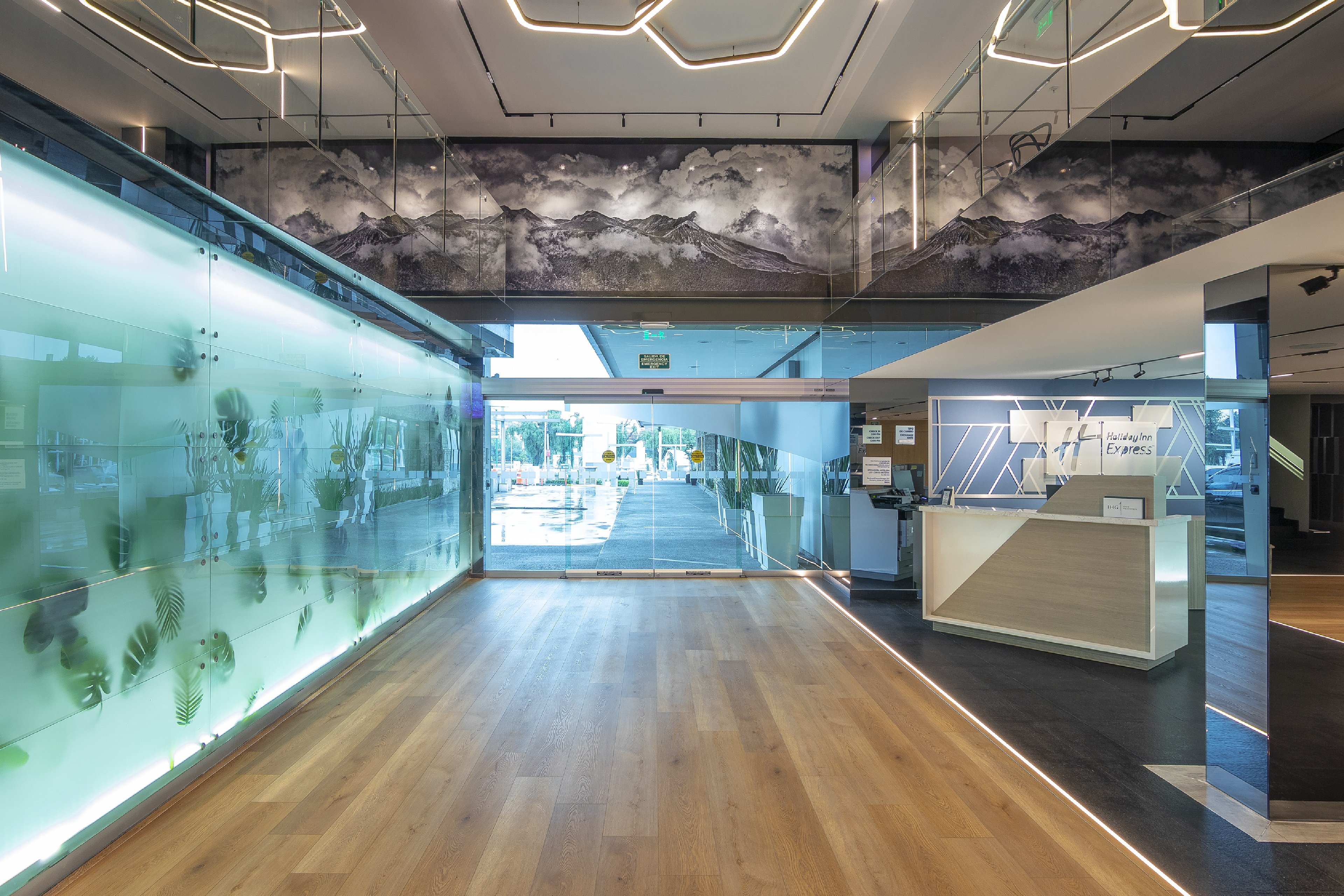 Holiday Inn Express Toluca Galerias Metepec 9/50