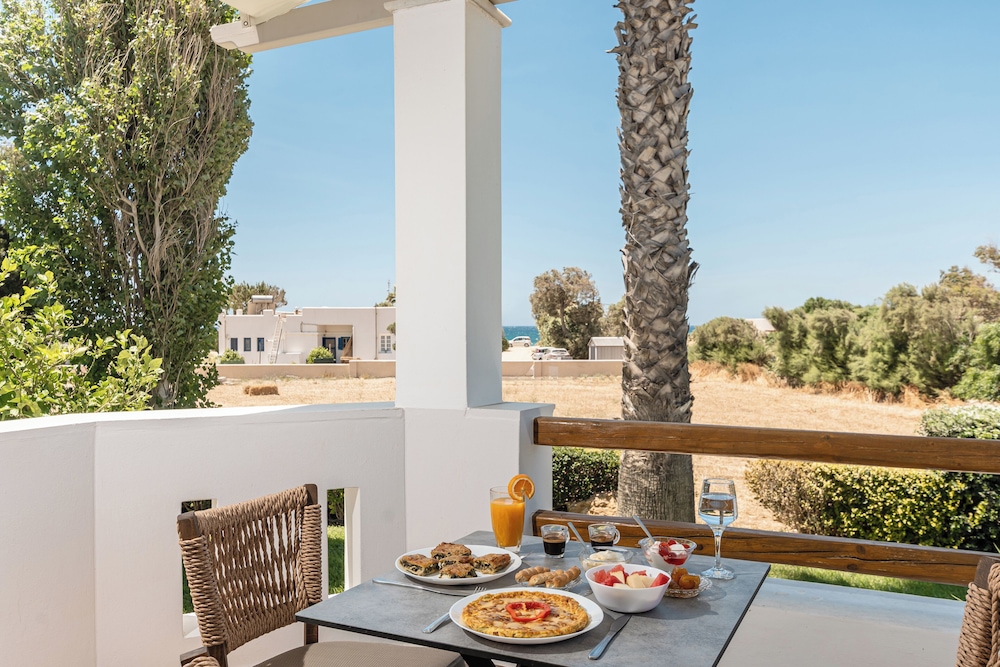Glaronissi Beach 50/65