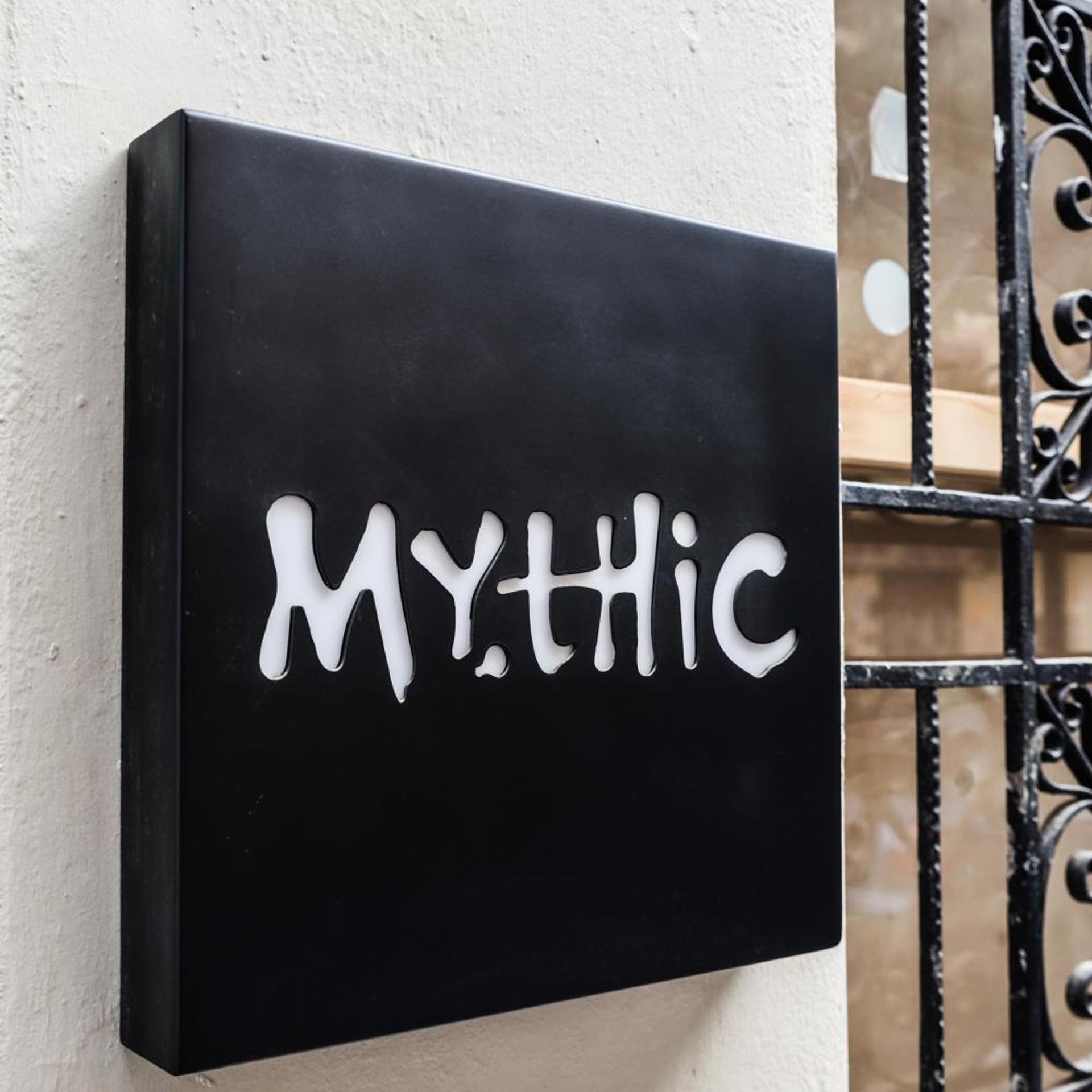 Mythic Valencia 19/40
