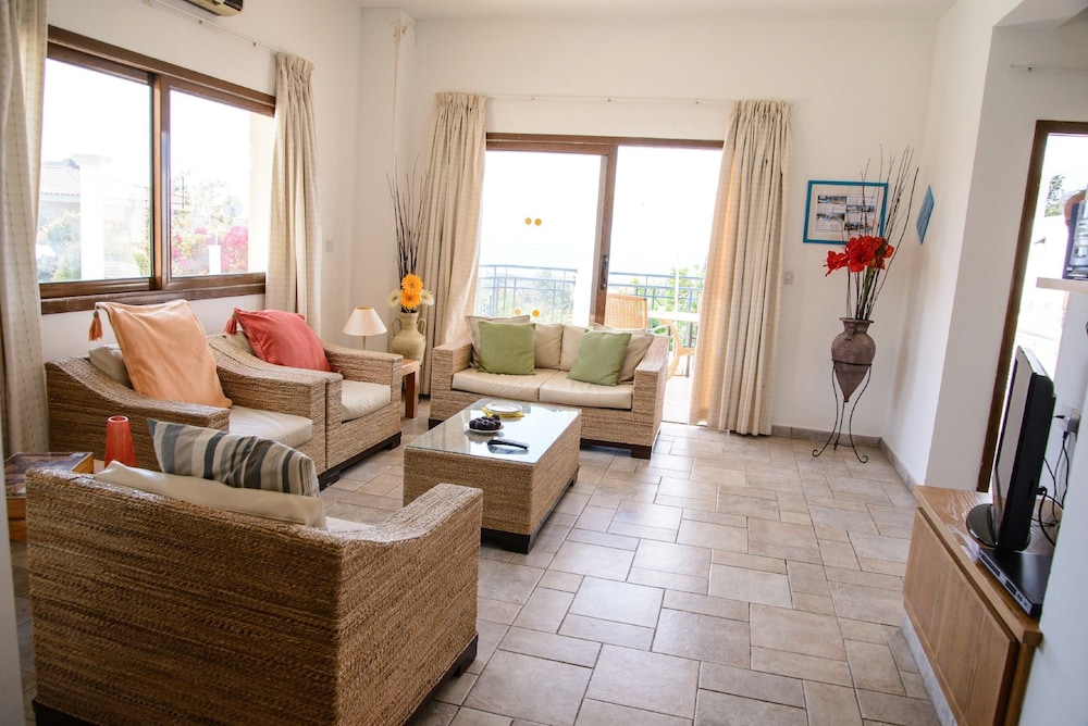 Coral Sun Villas 25/50