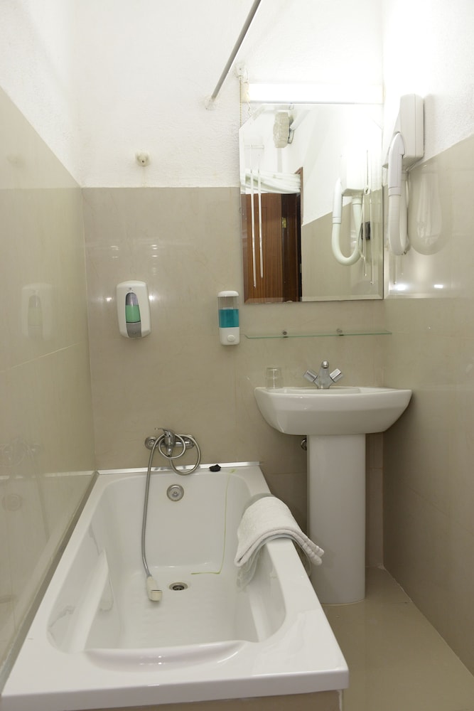 Hotel 4 Estacoes 43/44