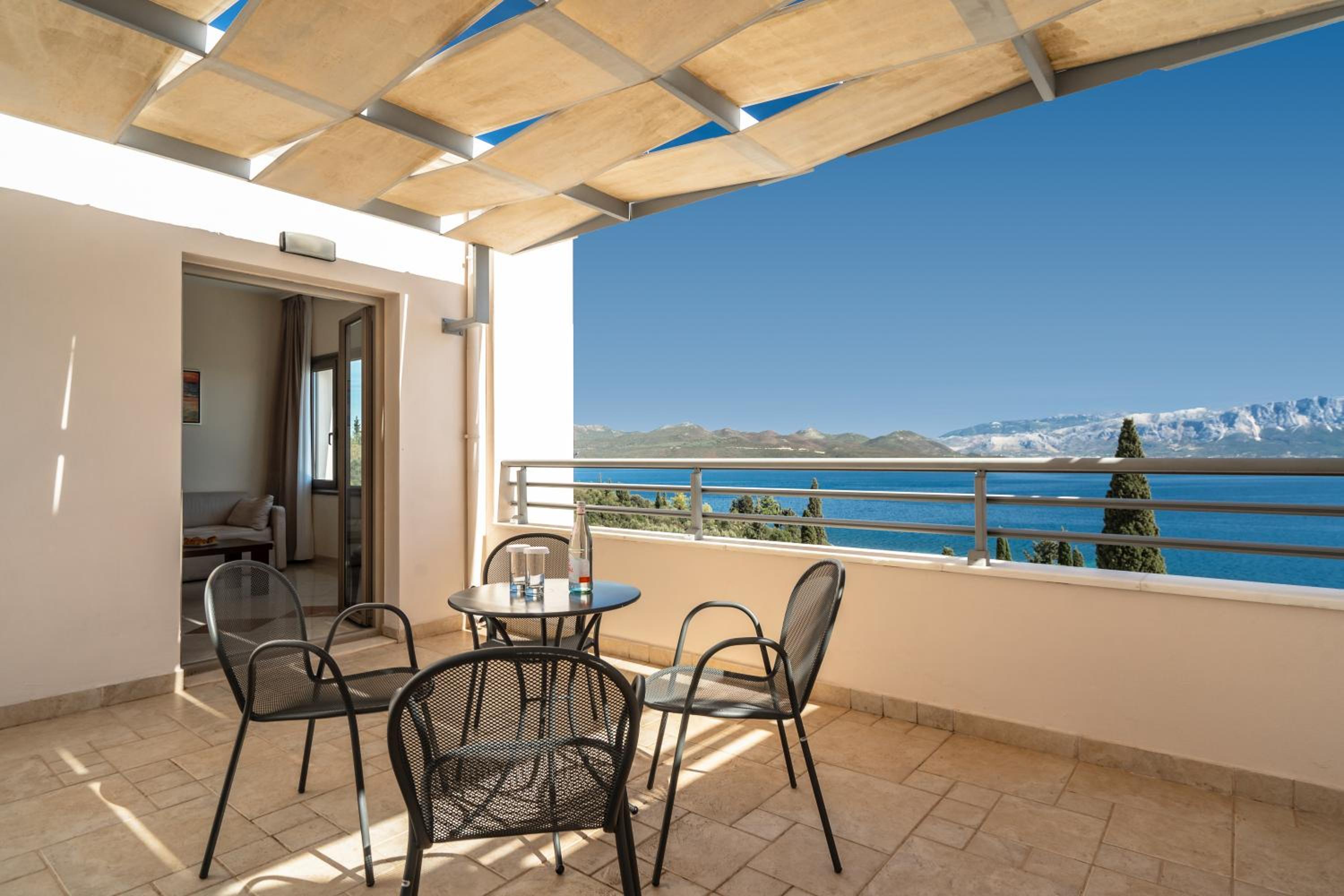 Porto Galini Seaside Resort & Spa 38/47