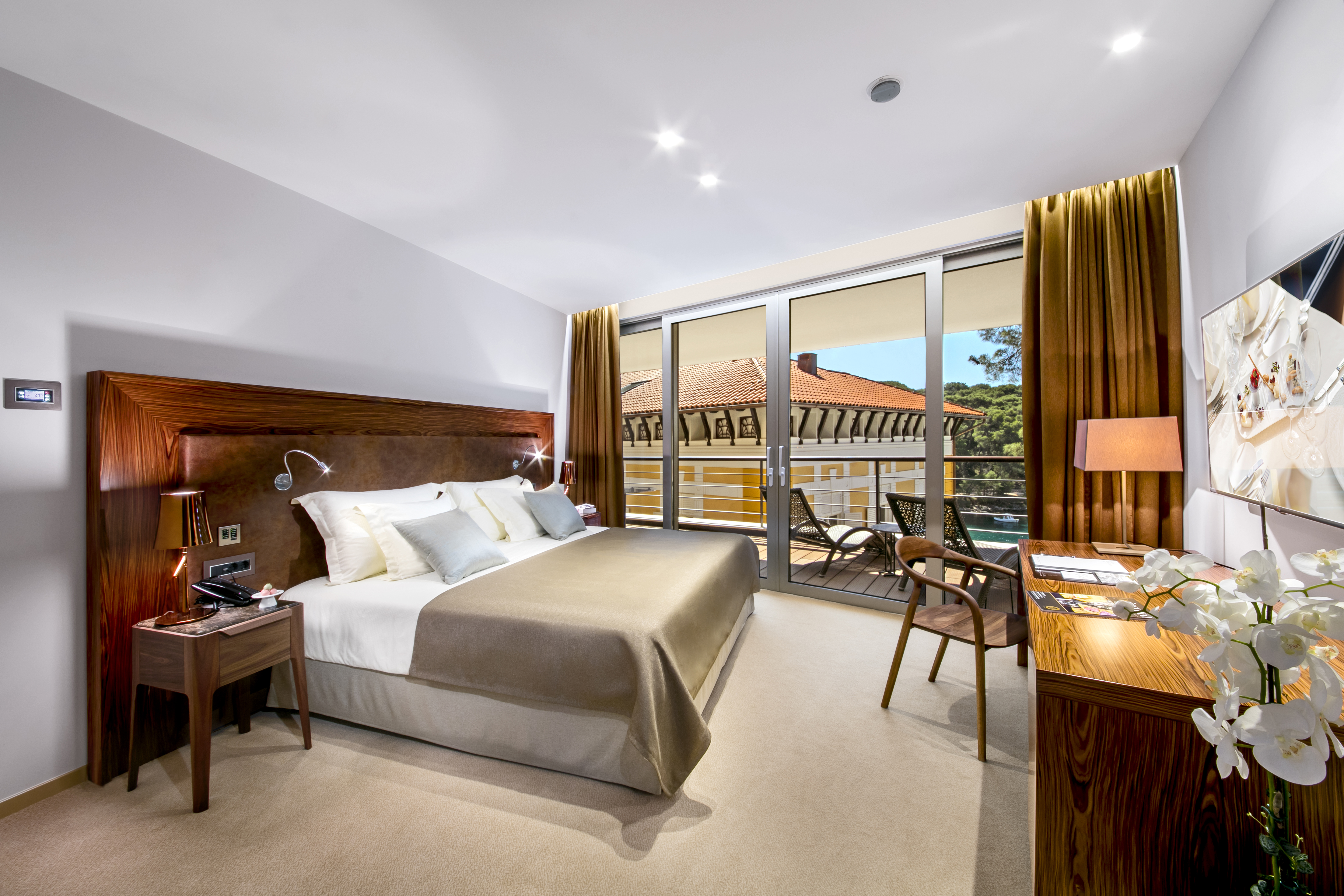 Cikat Bay Suite Sea View Balcony