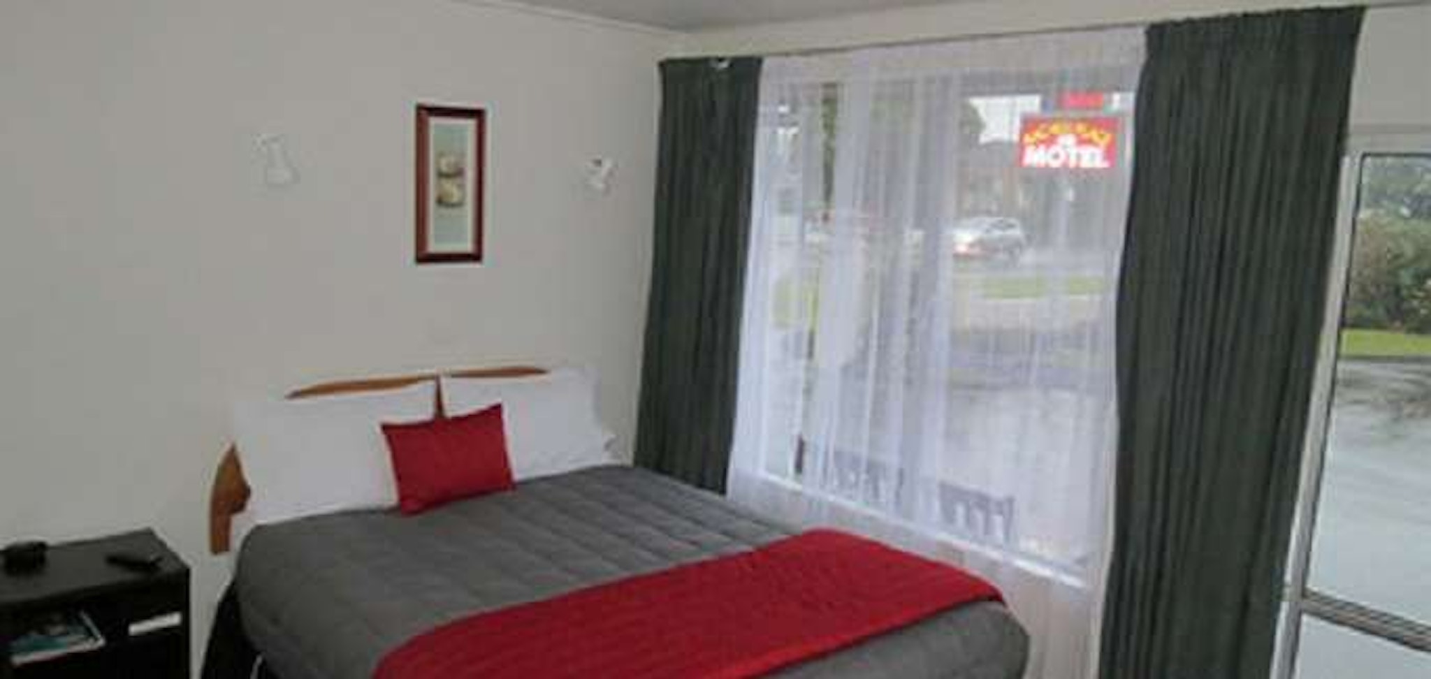 Aachen Place Motel 8/36
