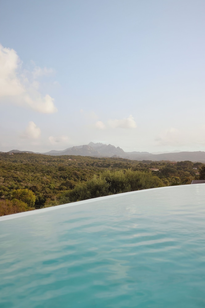 Hotel Delle Rose a Luxury Boutique Hotel 45/50