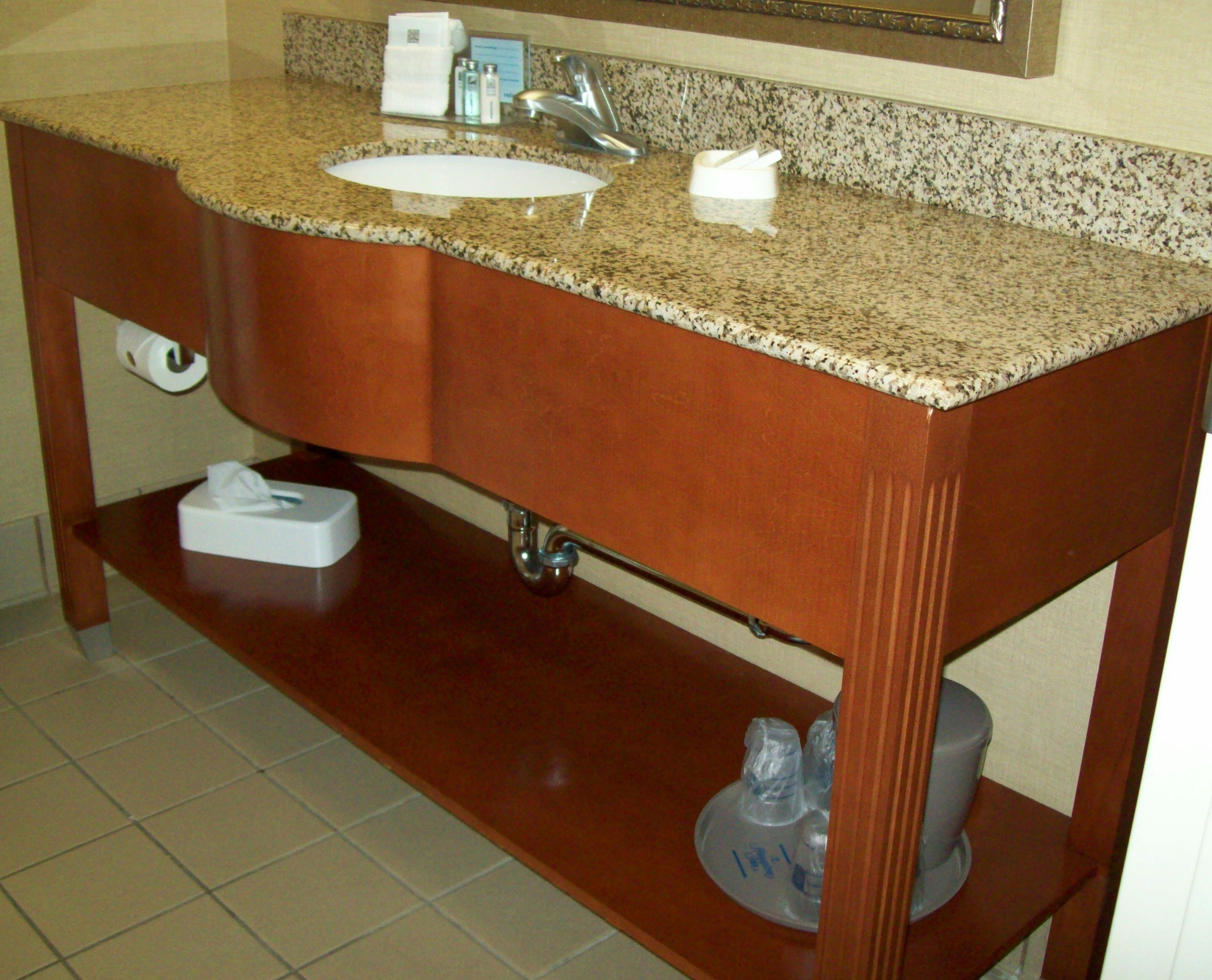 Study, King Bed، Hampton Inn Sidney 2/2