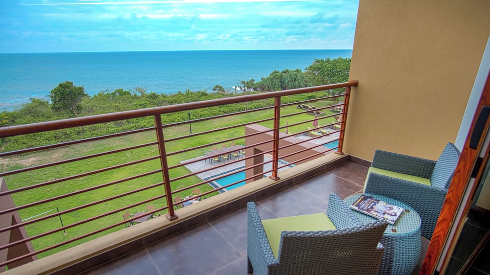 Sooriya Resort & Spa 20/50