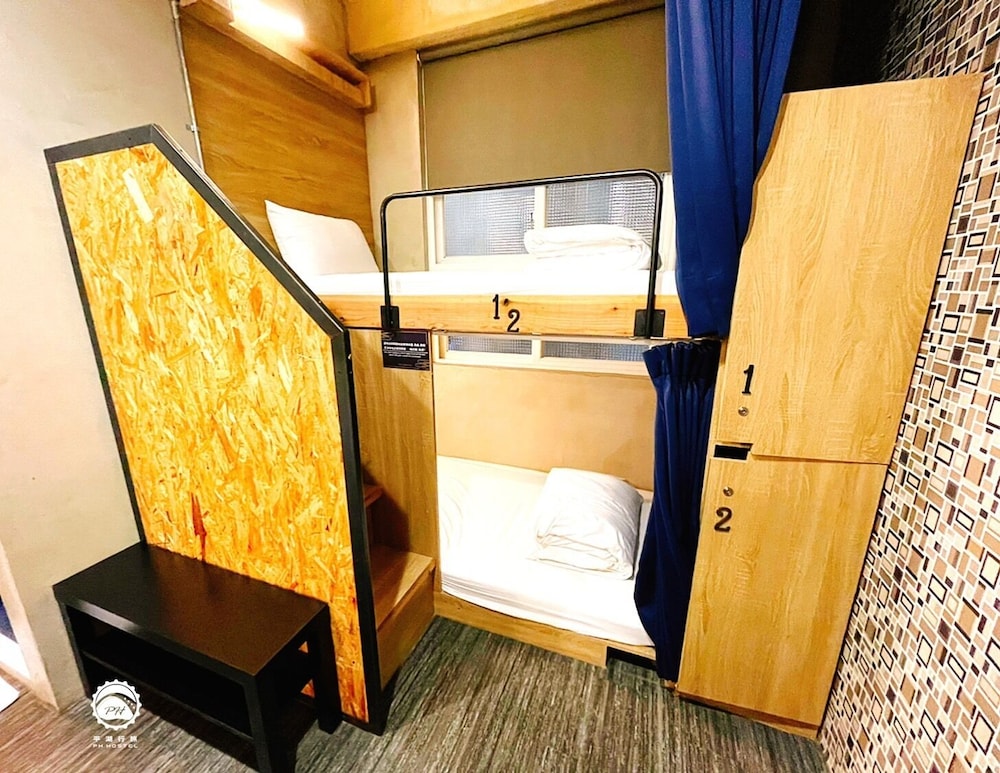 Ph Hostel 29/72