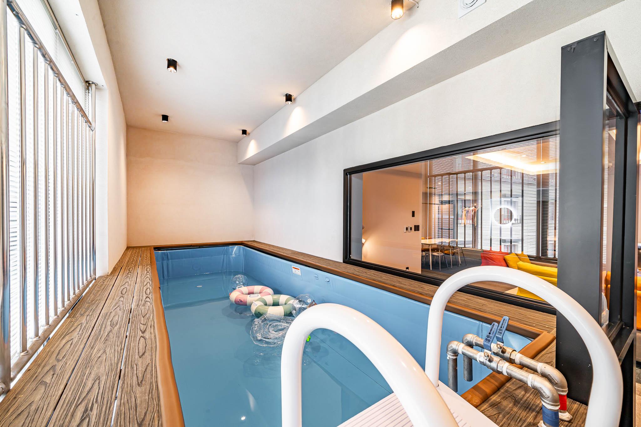 Hotel Quatz 69/80