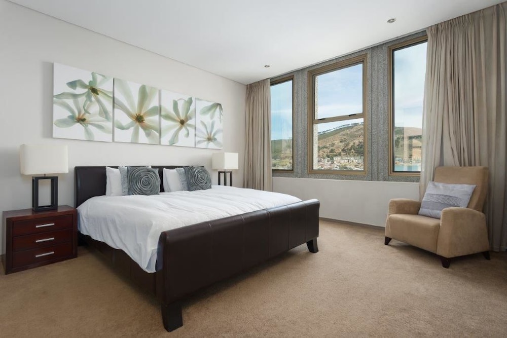 ITC Hospitality Group Two Bedrooms Cartwright's Corner 6/45