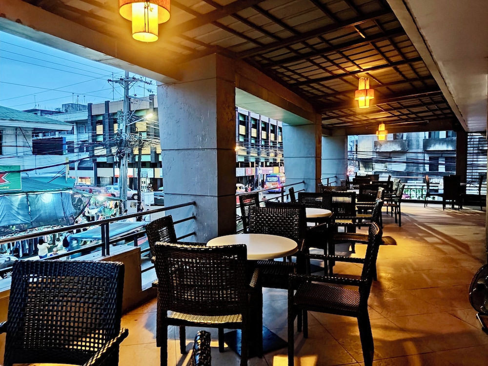 Mo2 Westown Hotel Bacolod - Downtown 30/43