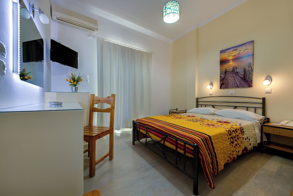 Akis Hotel 17/50