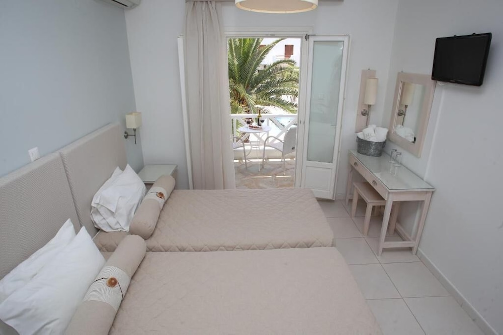 Hotel Benois 26/74