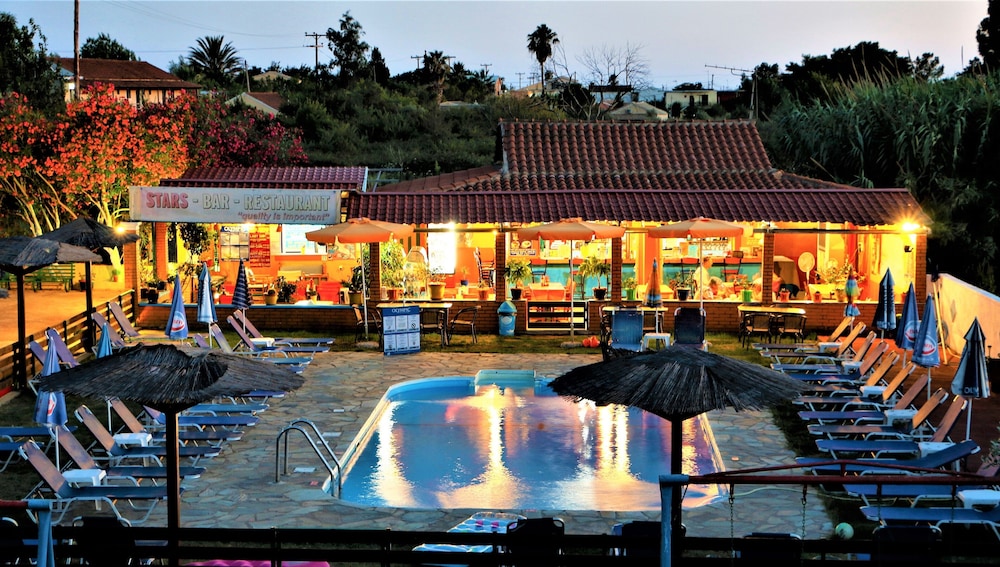 Stars Hotel 34/45