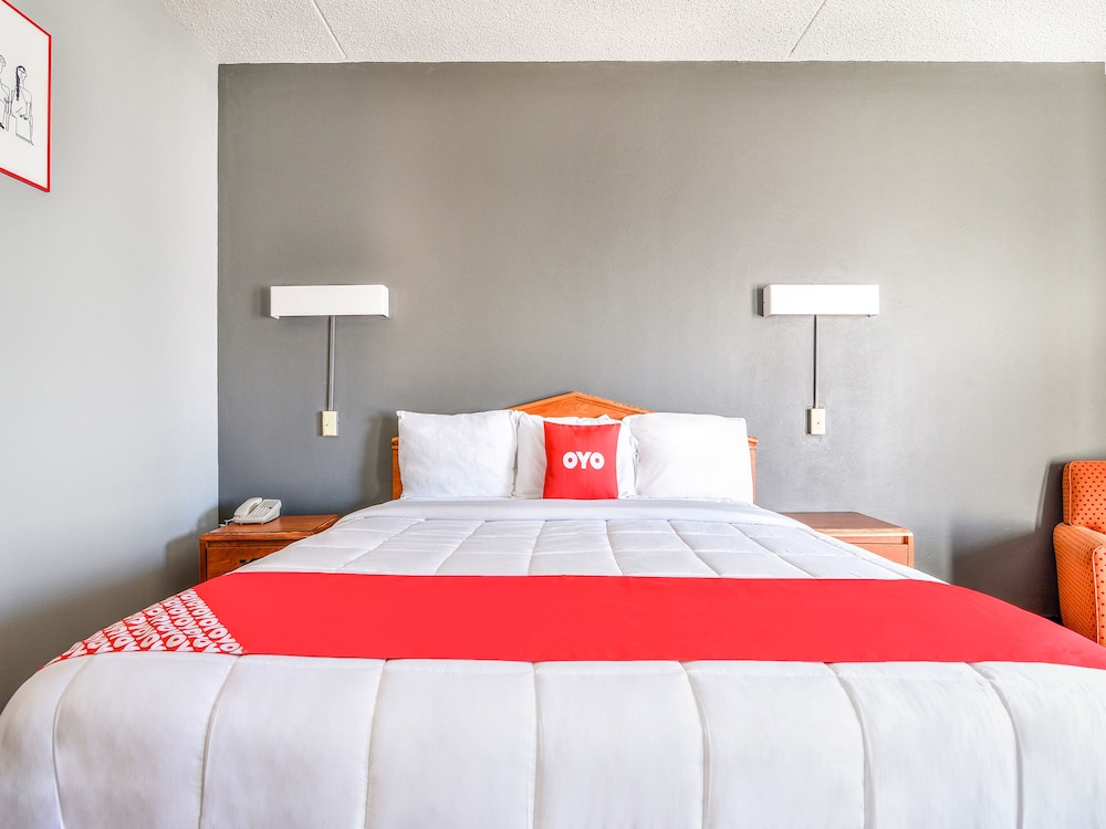 OYO Townhouse Inn Jacksonville near Little Rock Air Force Base 21/57