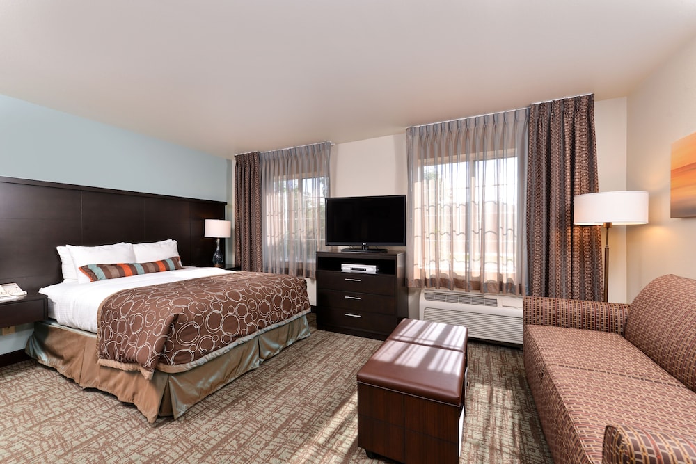 Staybridge Suites Sioux Falls At Empire Mall 12/54