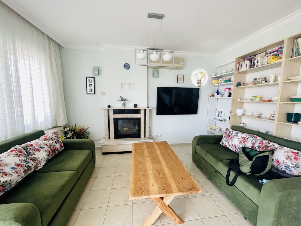 Mountain Valley Apart Hotel & Villas 28/50
