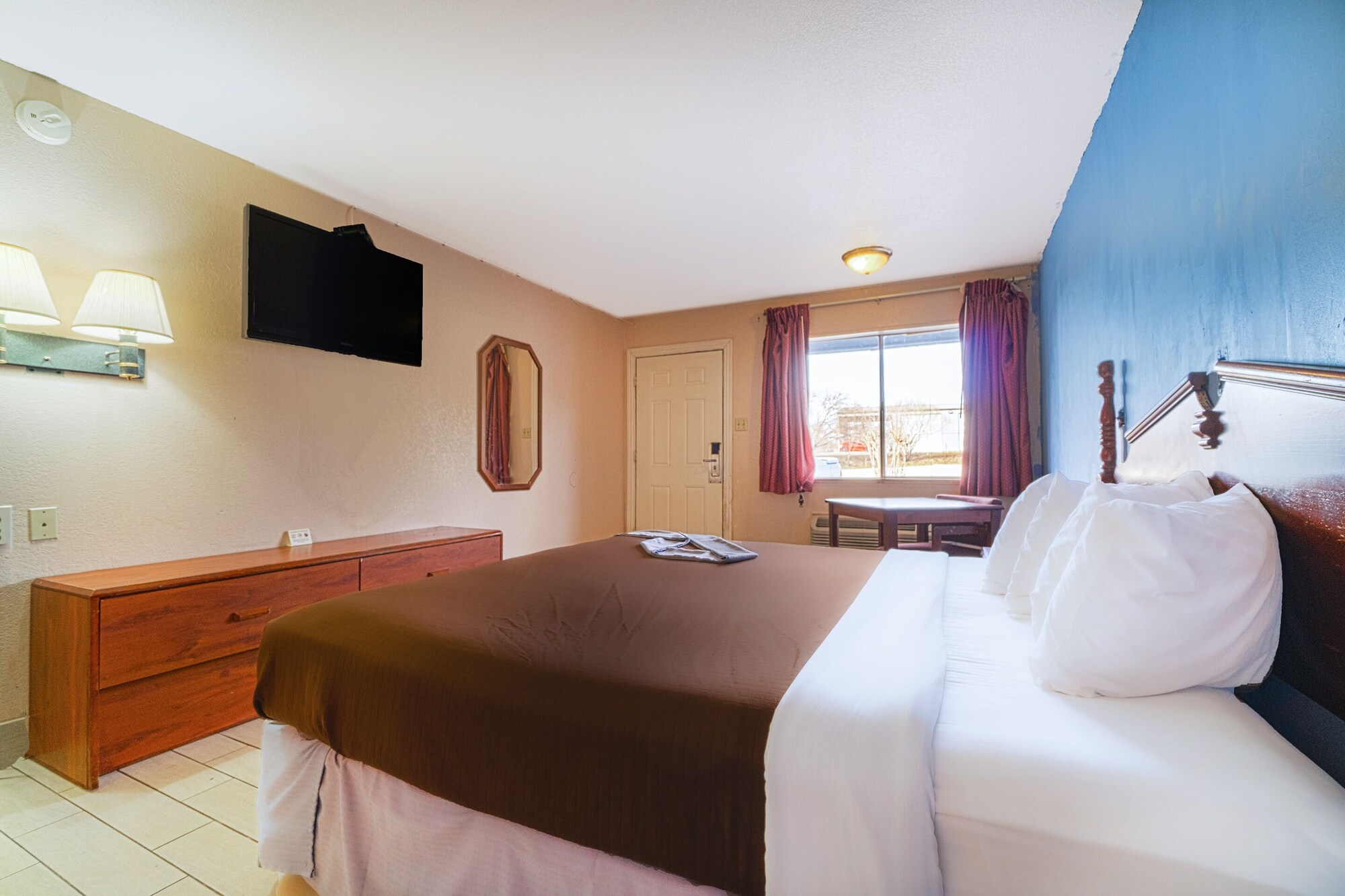 غرفة بسريرين كوين، Regency Inn Three Rivers I-37 2/10