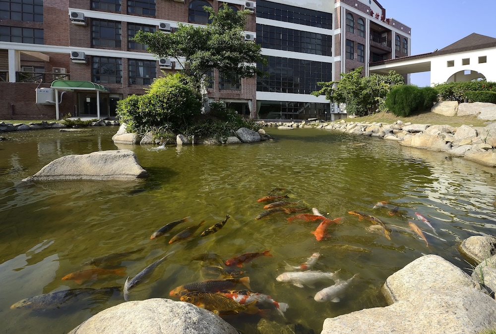 Jinsha Lake Side Hotel 40/49