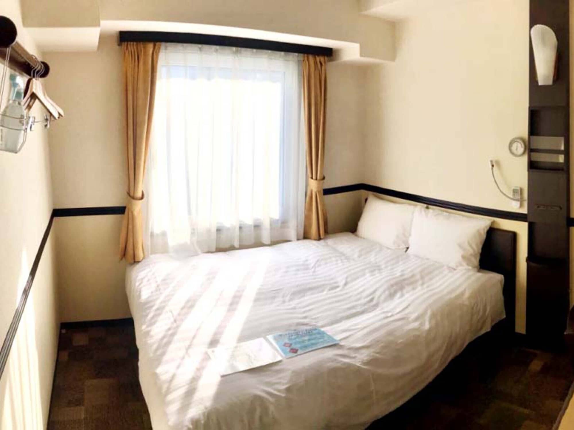 ECONOMY, DOUBLE BED