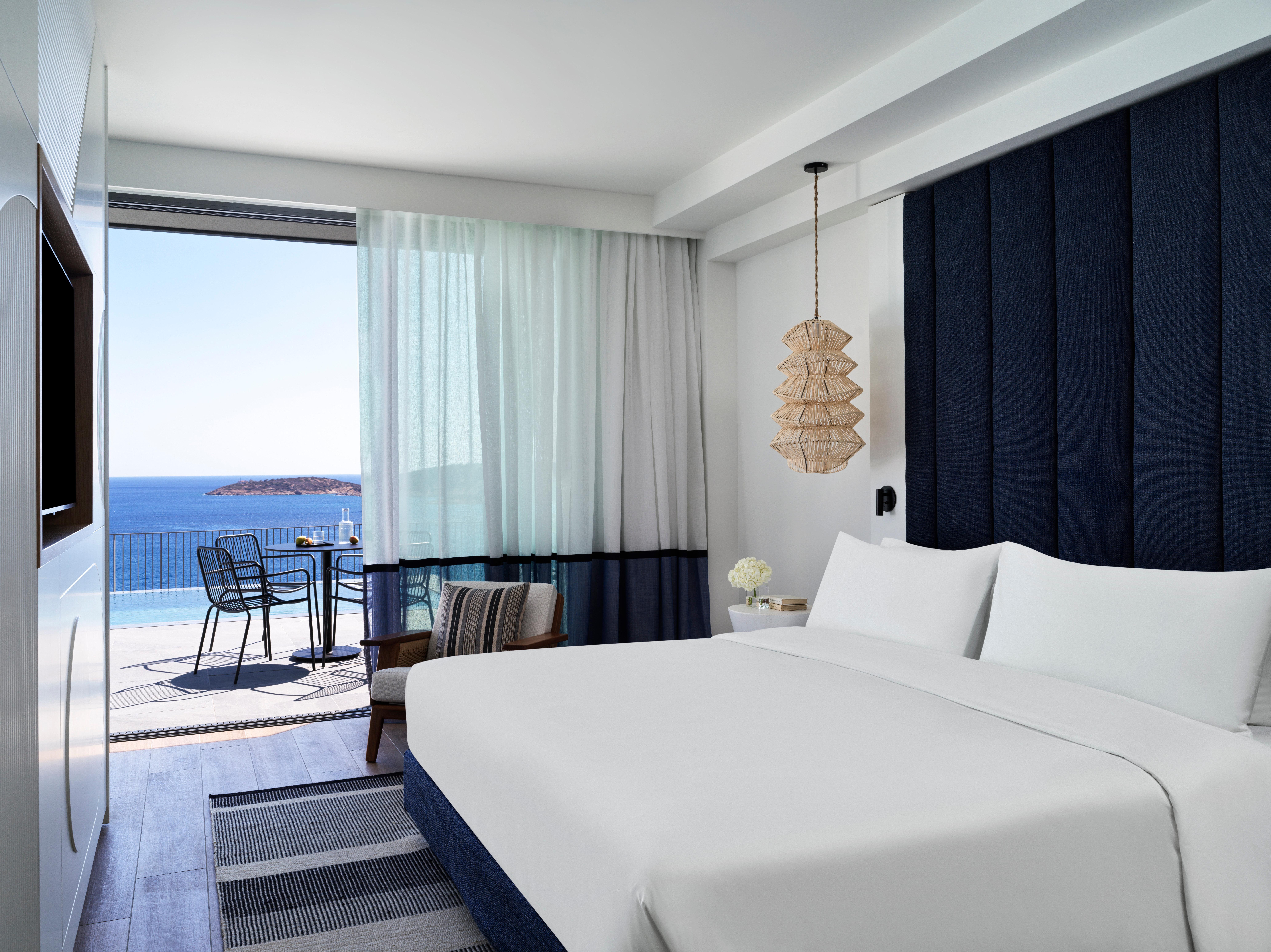 Infinity, Blue, Suite