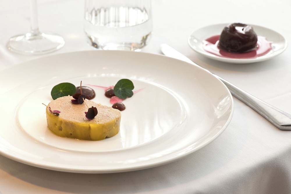 Relais And Chateaux Cazaudehore 34/79